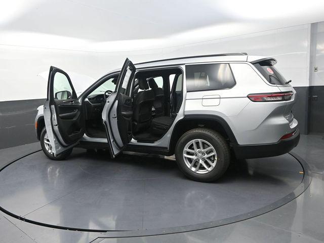 2026 Jeep Grand Cherokee L Laredo 4x4