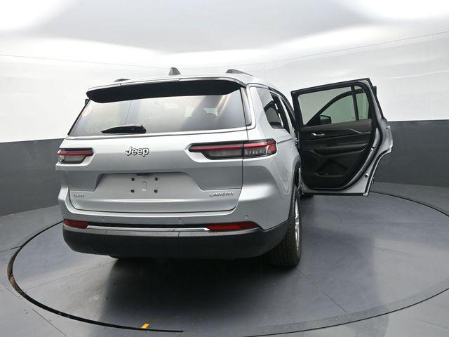 2026 Jeep Grand Cherokee L Laredo 4x4