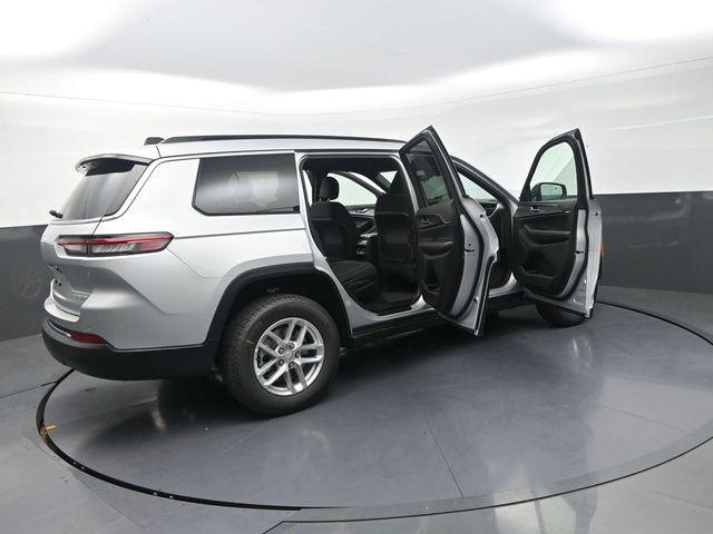 2026 Jeep Grand Cherokee L Laredo 4x4