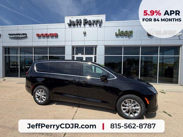 2027 Chrysler Pacifica PACIFICA SELECT AWD
