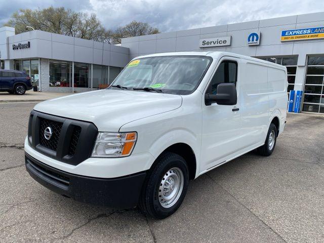2018 Nissan 1500 S V6