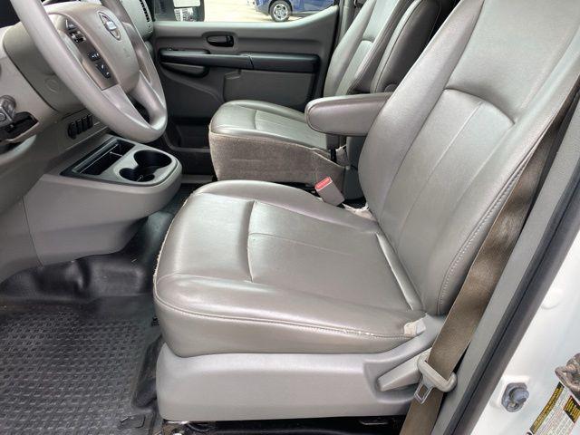 2018 Nissan 1500 S V6