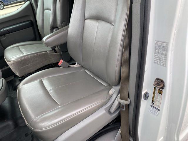 2018 Nissan 1500 S V6