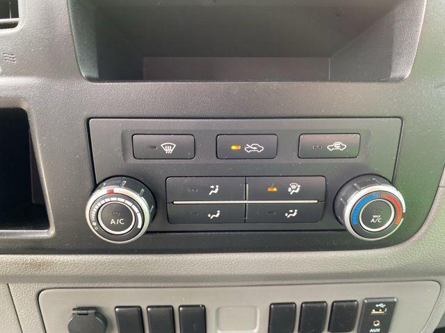 2018 Nissan 1500 S V6