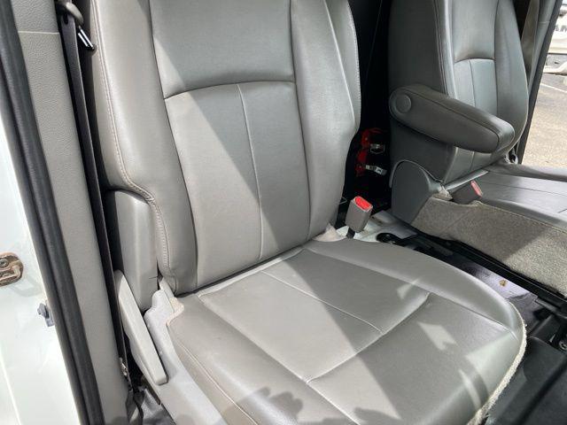 2018 Nissan 1500 S V6