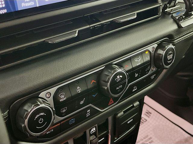 2024 Jeep Wrangler 4xe Sahara 4xe