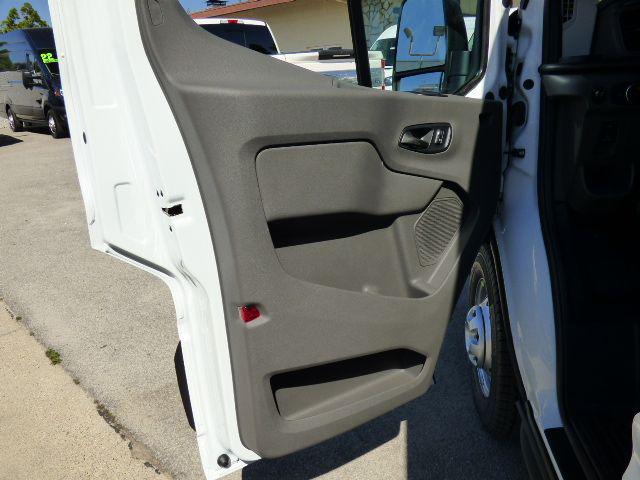 2026 Ford Transit Cargo Van Base