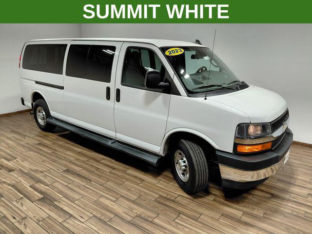 2023 Chevrolet Express Passenger RWD 3500 Extended Wheelbase LT