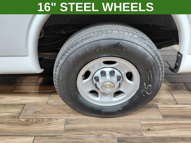 2023 Chevrolet Express Passenger RWD 3500 Extended Wheelbase LT
