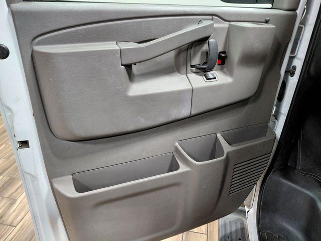2023 Chevrolet Express Passenger RWD 3500 Extended Wheelbase LT