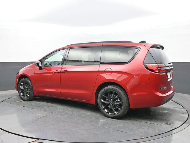 2027 Chrysler Pacifica PACIFICA LIMITED AWD