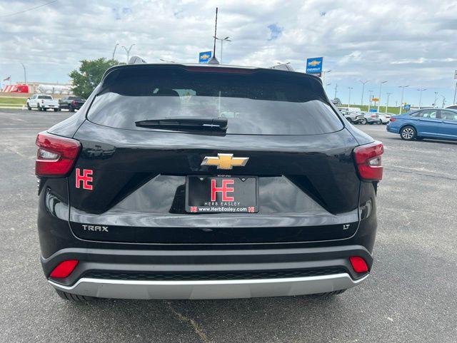 2025 Chevrolet Trax FWD LT