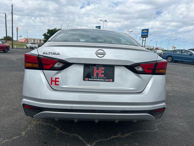 2025 Nissan Altima SV FWD