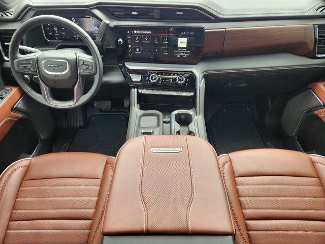 2026 GMC Sierra 2500HD Crew Cab, Standard Bed, Denali Ultimate, 4WD