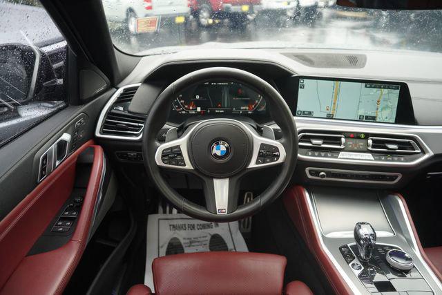 2021 BMW X6 M50i