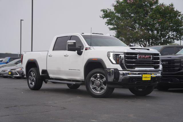 2025 GMC Sierra 2500HD 4WD Crew Cab Standard Bed SLT