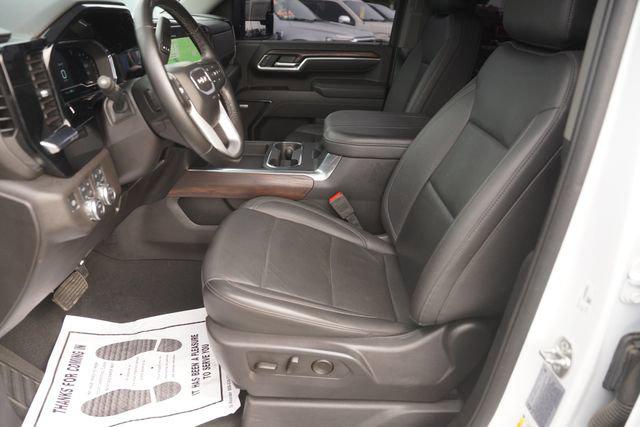 2025 GMC Sierra 2500HD 4WD Crew Cab Standard Bed SLT