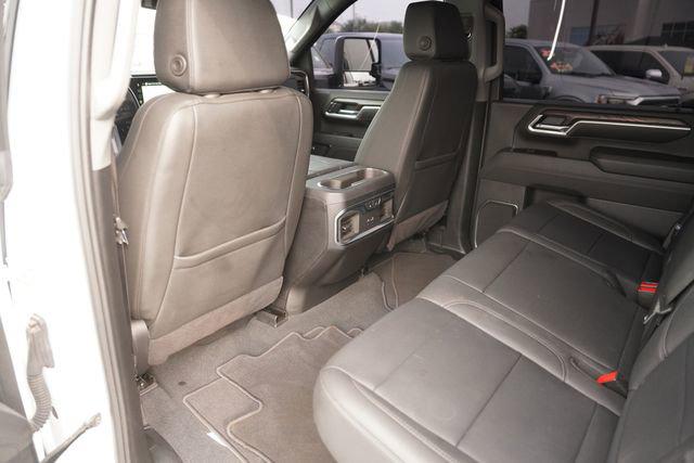 2025 GMC Sierra 2500HD 4WD Crew Cab Standard Bed SLT