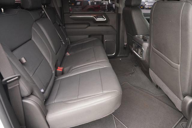 2025 GMC Sierra 2500HD 4WD Crew Cab Standard Bed SLT