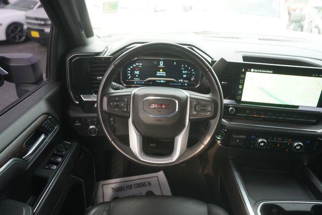 2025 GMC Sierra 2500HD 4WD Crew Cab Standard Bed SLT