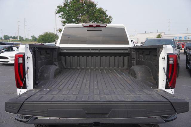 2025 GMC Sierra 2500HD 4WD Crew Cab Standard Bed SLT
