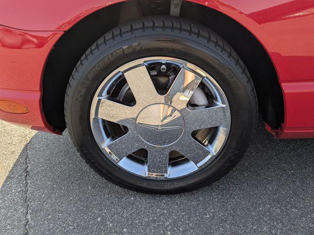2002 Ford Thunderbird Base