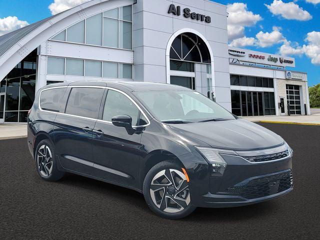 2027 Chrysler Pacifica Limited for sale in Grand Blanc, MI