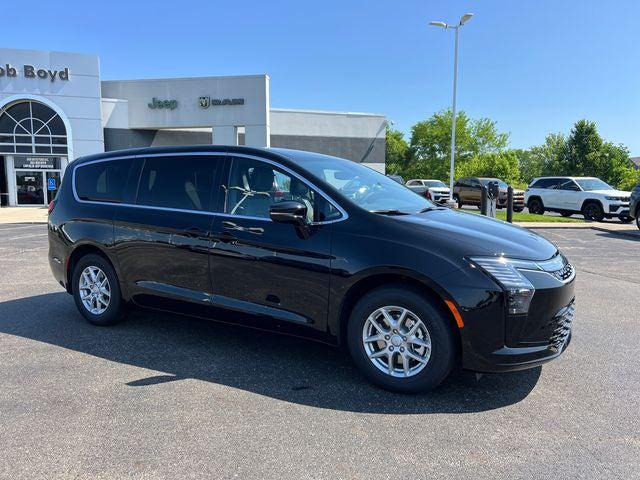 2027 Chrysler Pacifica PACIFICA SELECT