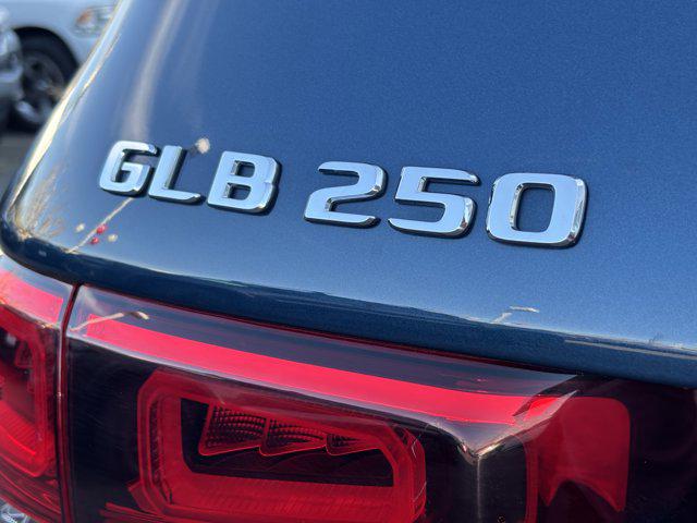 2023 Mercedes-Benz GLB 4MATIC