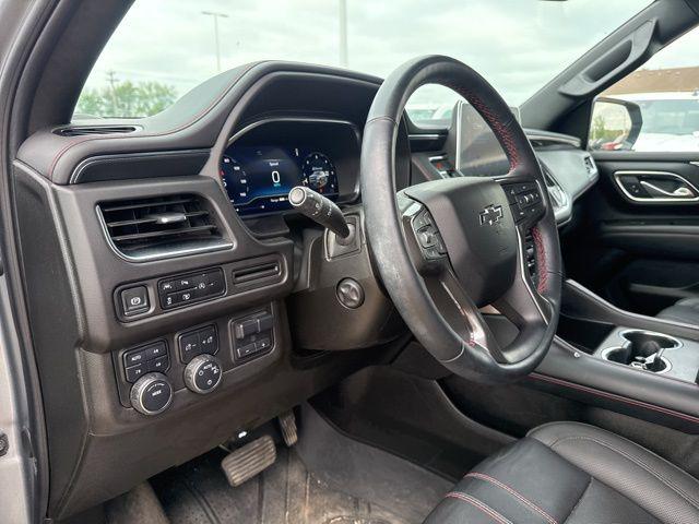 2024 Chevrolet Suburban 4WD RST