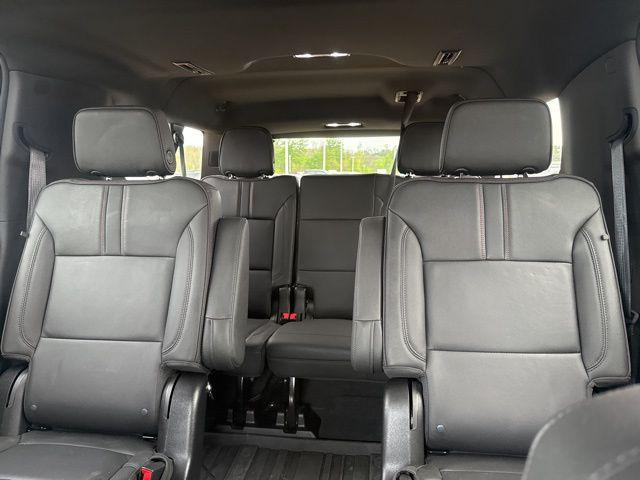 2024 Chevrolet Suburban 4WD RST