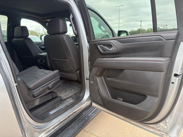 2024 Chevrolet Suburban 4WD RST