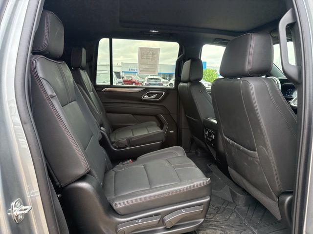 2024 Chevrolet Suburban 4WD RST