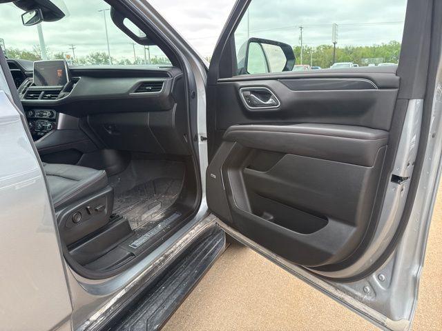 2024 Chevrolet Suburban 4WD RST
