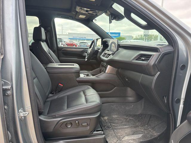 2024 Chevrolet Suburban 4WD RST