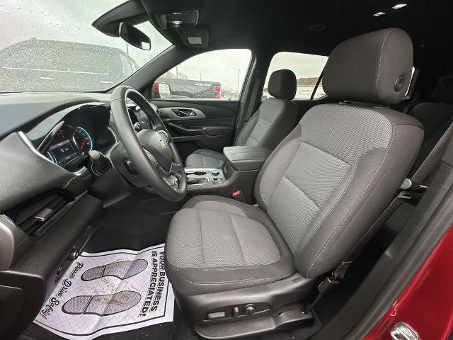 2023 Chevrolet Traverse AWD LT Cloth