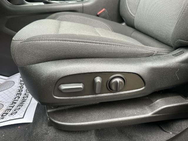 2023 Chevrolet Traverse AWD LT Cloth