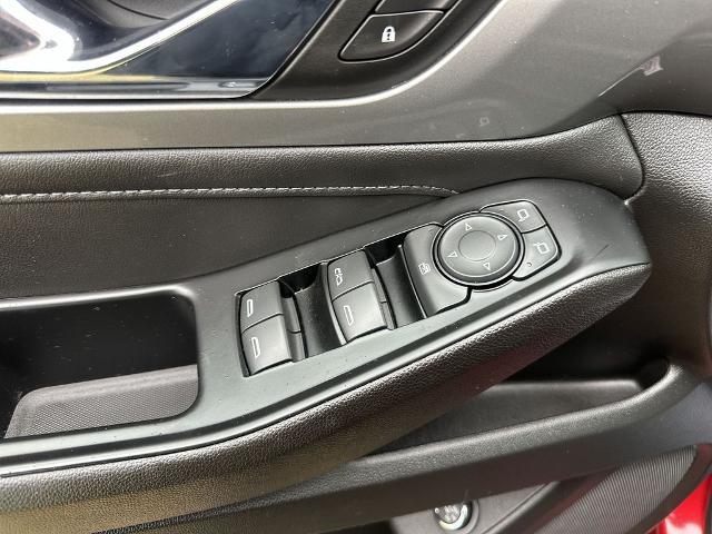 2023 Chevrolet Traverse AWD LT Cloth