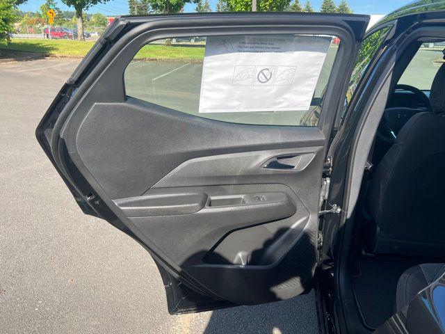 2027 Chevrolet Bolt LT FWD