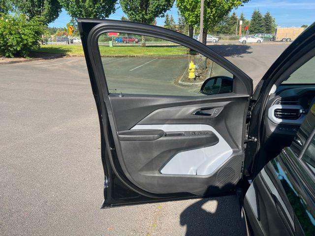 2027 Chevrolet Bolt LT FWD