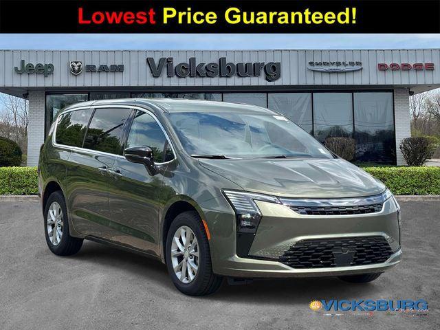 2027 Chrysler Pacifica Select for sale in Vicksburg, MI
