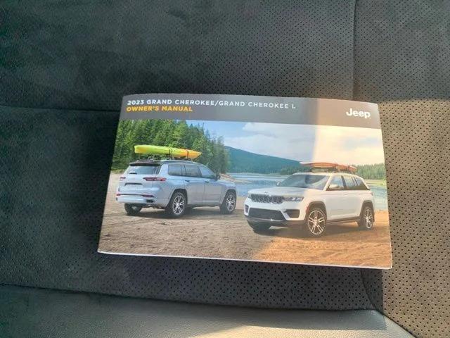 2023 Jeep Grand Cherokee Altitude 4x4