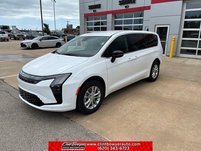 2027 Chrysler Pacifica PACIFICA SELECT AWD