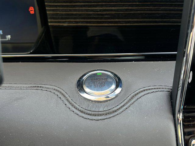 2023 Lincoln Navigator Black Label