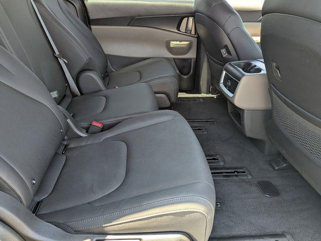 2026 Kia Carnival MPV LXS