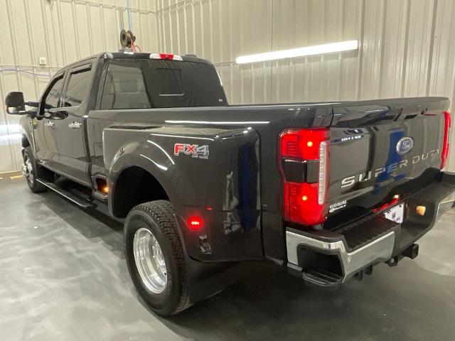 2025 Ford F-350 LARIAT
