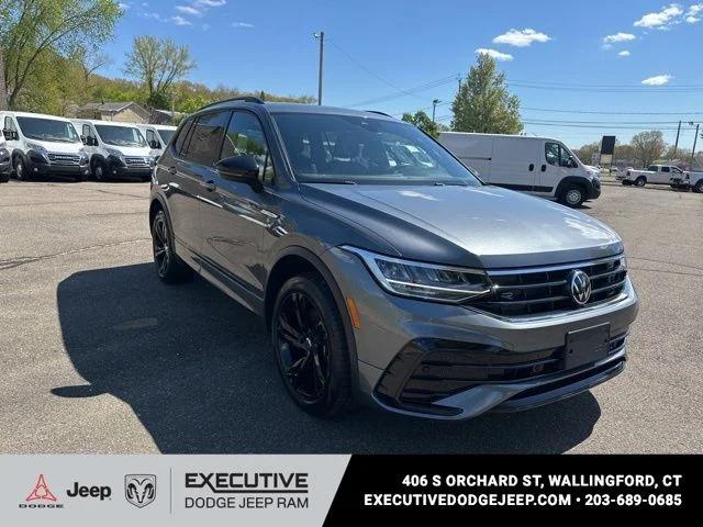 2023 Volkswagen Tiguan 2.0T SE R-Line Black