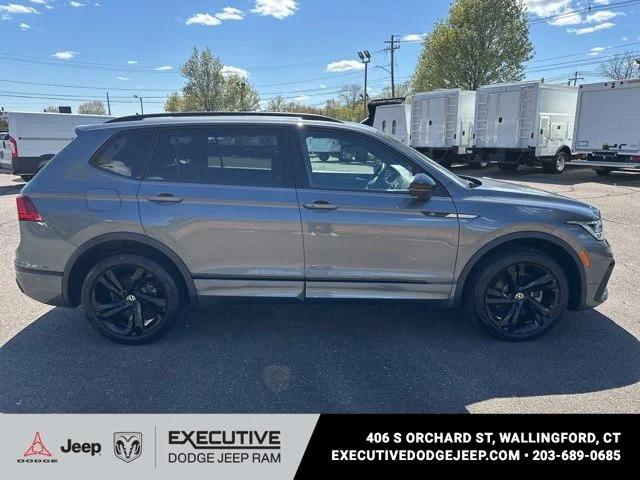 2023 Volkswagen Tiguan 2.0T SE R-Line Black