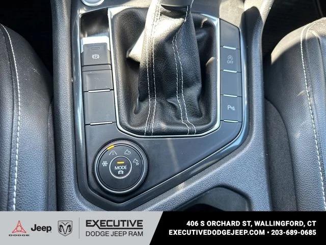 2023 Volkswagen Tiguan 2.0T SE R-Line Black