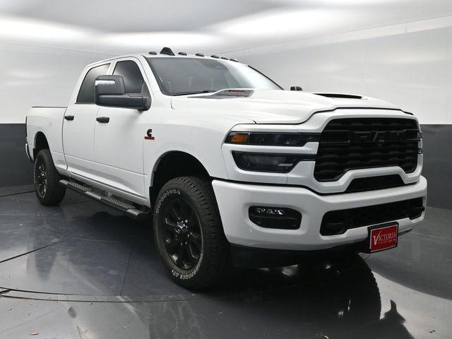 2026 RAM Ram 2500 RAM 2500 BLACK EXPRESS CREW CAB 4X4 64 BOX